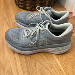 Hoka Bondi 8 Sneakers